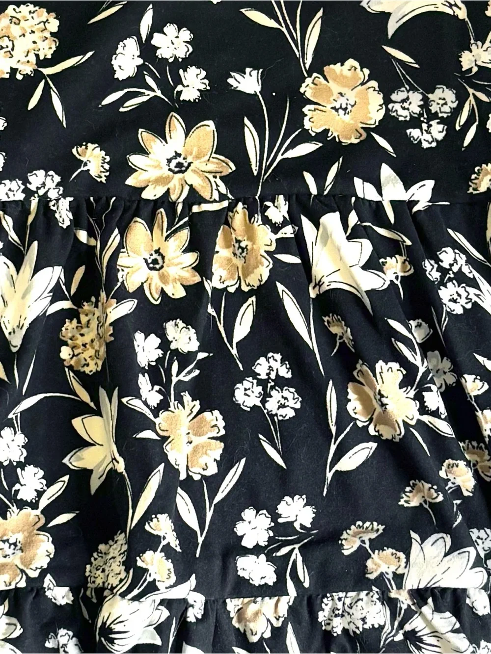 EUC Bixby Nomad Black, White, Beige Floral Fit & Flare Dress Size 4/5